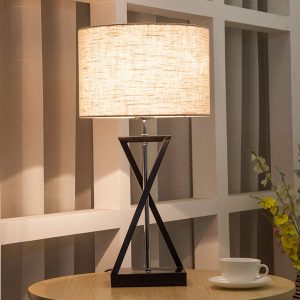Lámpara de Mesa de Diseño Moderno TELA CREMA